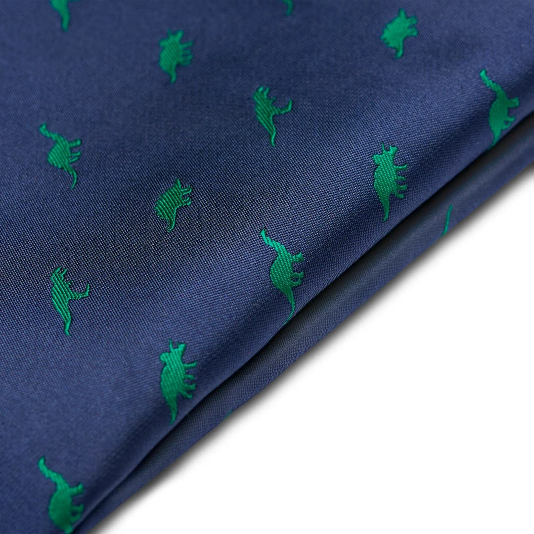 Trendhim Pochette De Costume Réversible Bleu Marine à Motifs De Dinosaures 4 Trendhim Pochette De Costume Réversible Bleu Marine à Motifs De Dinosaures – Image 2