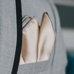 Trendhim Pochette De Costume Satinée Couleur Champagne -Arkai Atlas Shop 12902 pocketsquare