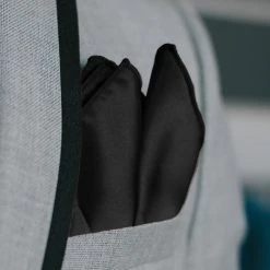 Trendhim Pochette De Costume Unie Noir Brillant -Arkai Atlas Shop 12908 pocketsquare