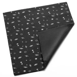 Trendhim Pochette De Costume Réversible Noire à Motifs De Planètes -Arkai Atlas Shop 13 45cc11d96c06d73e9f9f2298424a5ddfb