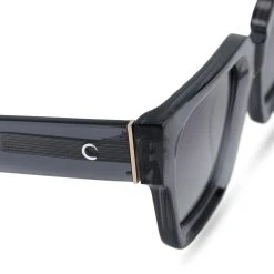 Otsu Occasus | Lunettes De Soleil Carrées Translucides à Verres Gris Clairs Polarisés -Arkai Atlas Shop 16 3 glasot 1