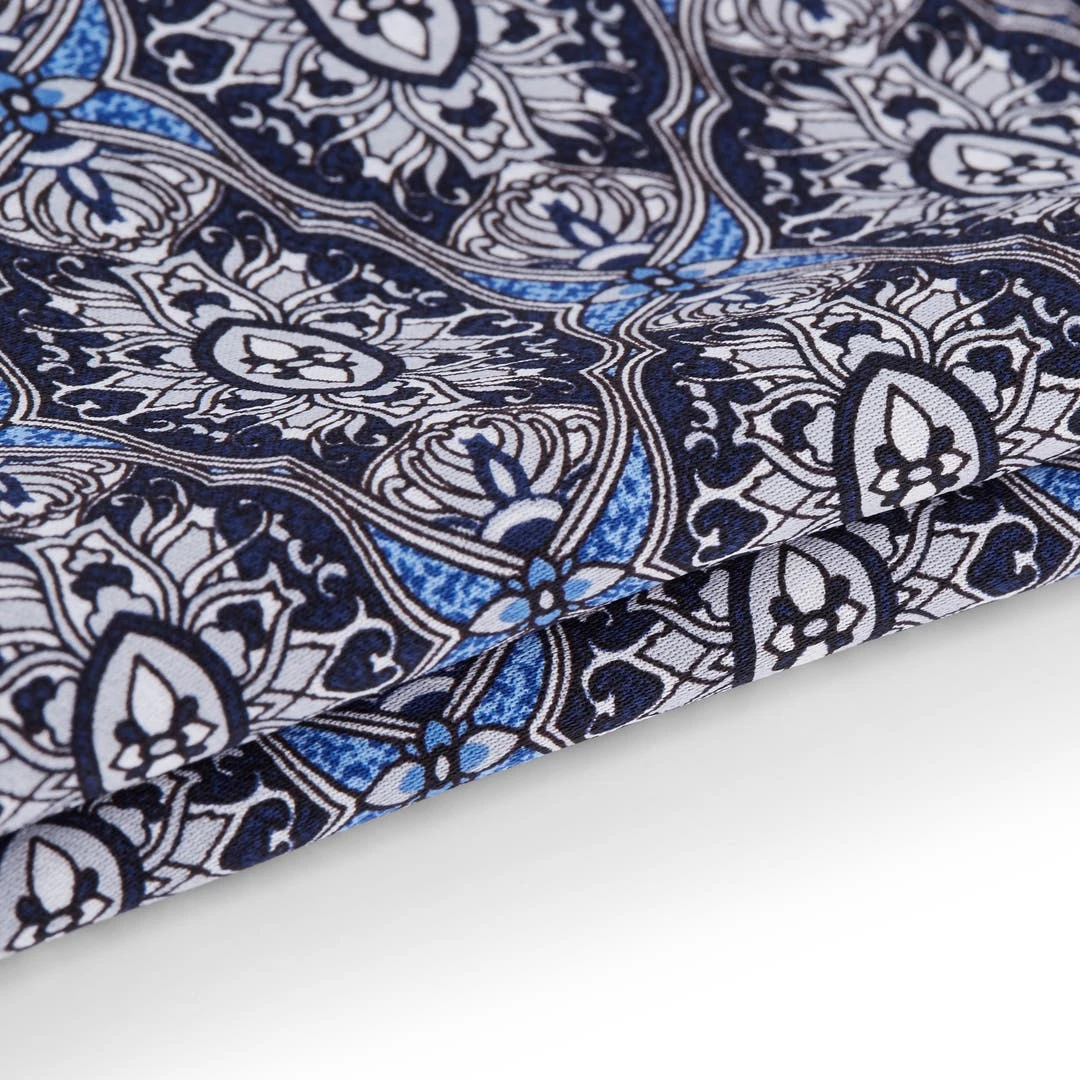 Tailor Toki Pochette De Costume Bleu à Motif Art Deco 4 Tailor Toki Pochette De Costume Bleu à Motif Art Deco – Image 2