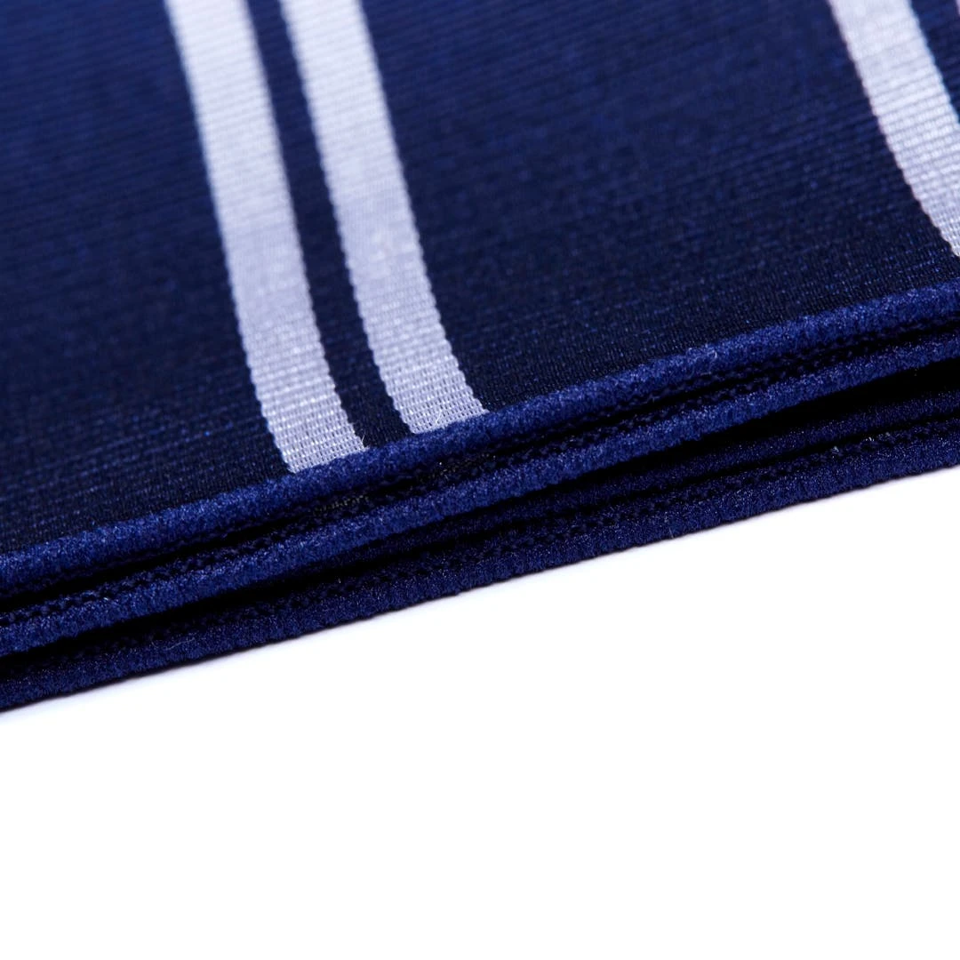 Trendhim Pochette De Costume En Soie Bleu Marine à Rayures Blanches 4 Trendhim Pochette De Costume En Soie Bleu Marine à Rayures Blanches – Image 2