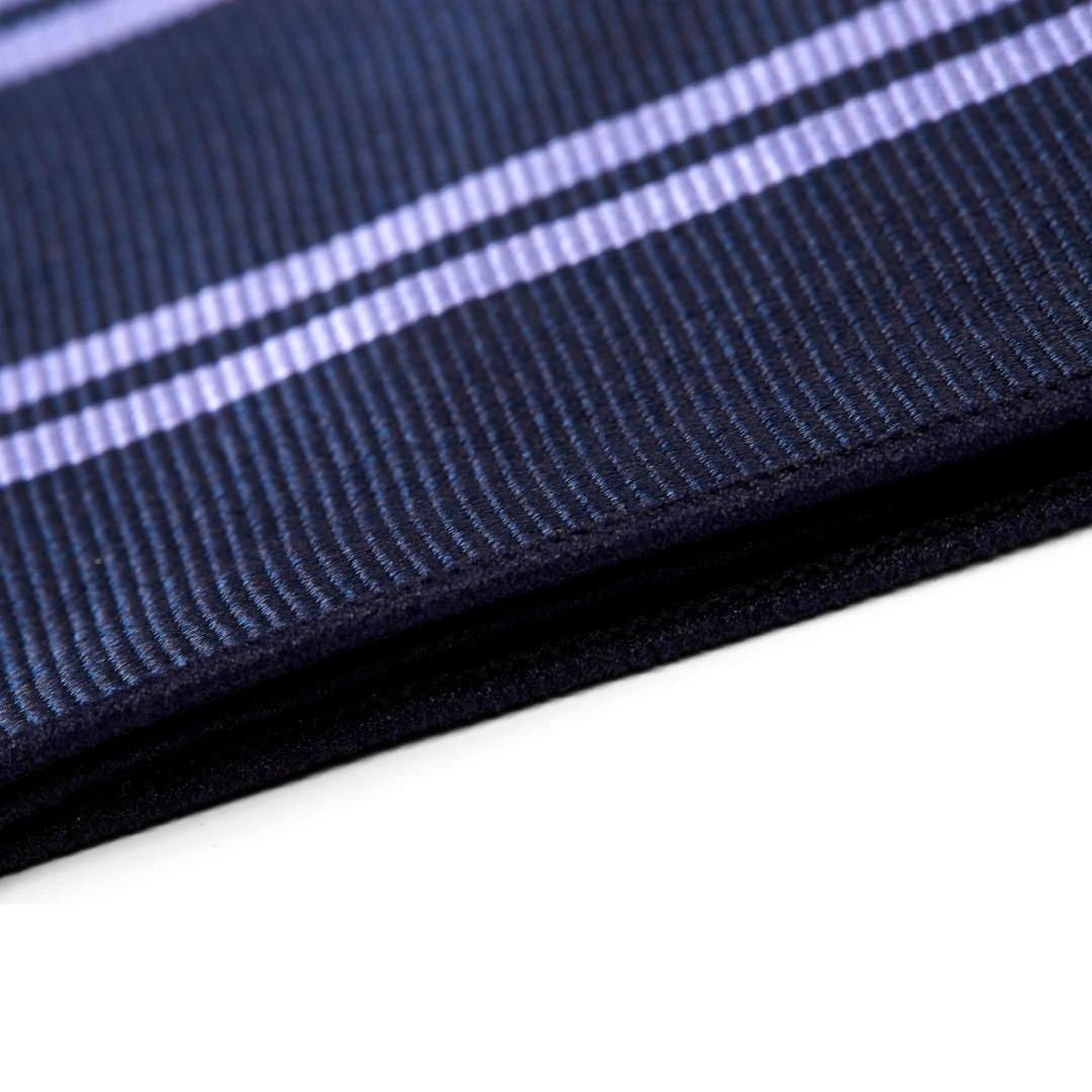 Trendhim Pochette De Costume En Soie Bleue Marine à Rayures Pastel 4 Trendhim Pochette De Costume En Soie Bleue Marine à Rayures Pastel – Image 2