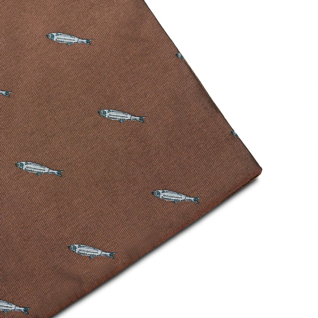 Trendhim Pochette De Costume Réversible Marron à Motifs De Poissons 5 Trendhim Pochette De Costume Réversible Marron à Motifs De Poissons – Image 3