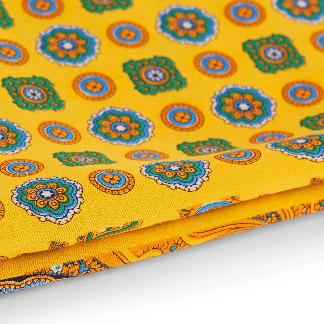 Tailor Toki Pochette De Costume Jaune à Patchwork De Motifs 4 Tailor Toki Pochette De Costume Jaune à Patchwork De Motifs – Image 2