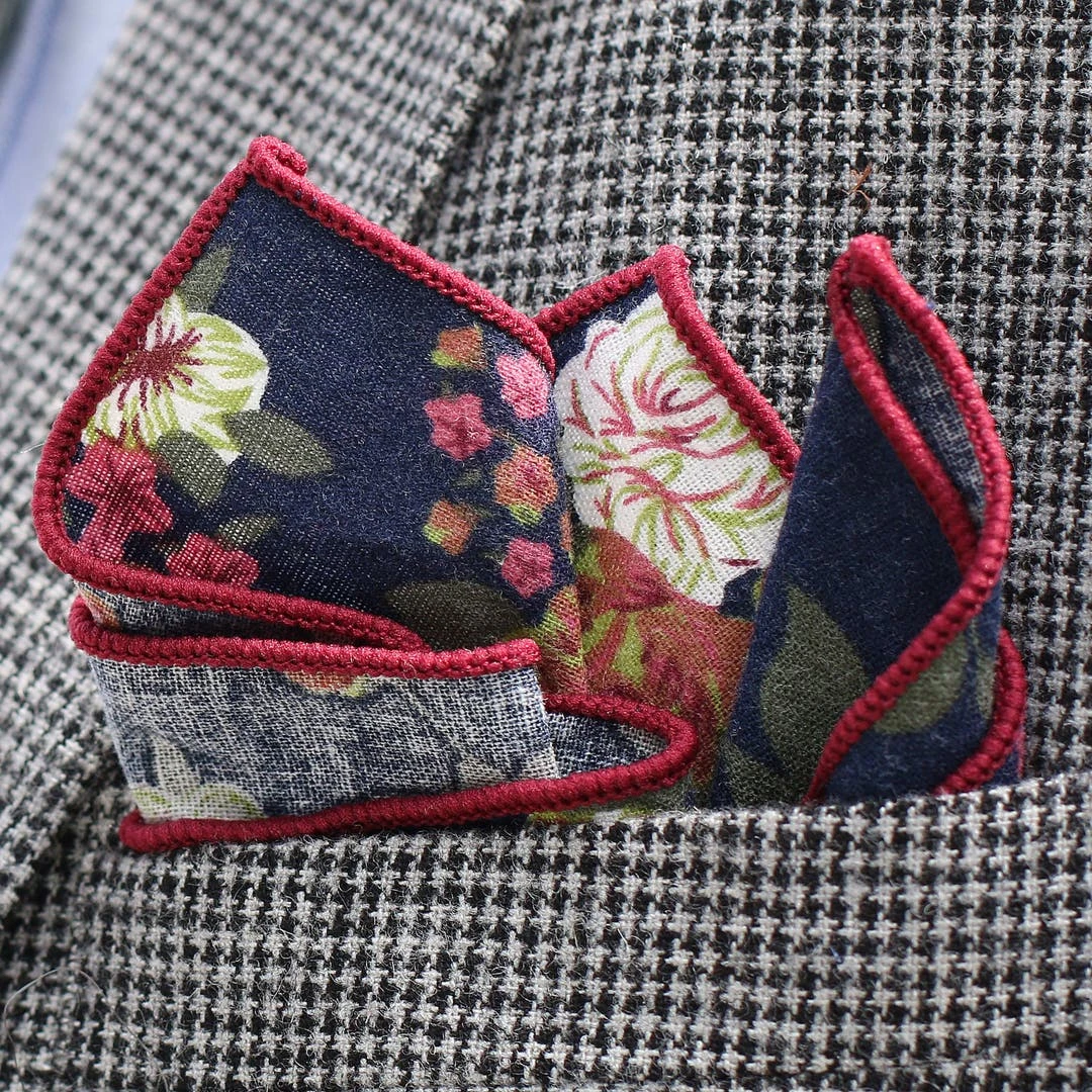 Tailor Toki Pochette De Costume Bleue à Fleurs 8 Tailor Toki Pochette De Costume Bleue à Fleurs – Image 6