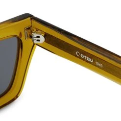 Otsu Occasus | Lunettes De Soleil Carrées Jaune Fluo à Monture épaisse Et Verres Polarisés -Arkai Atlas Shop 9 3 glasot