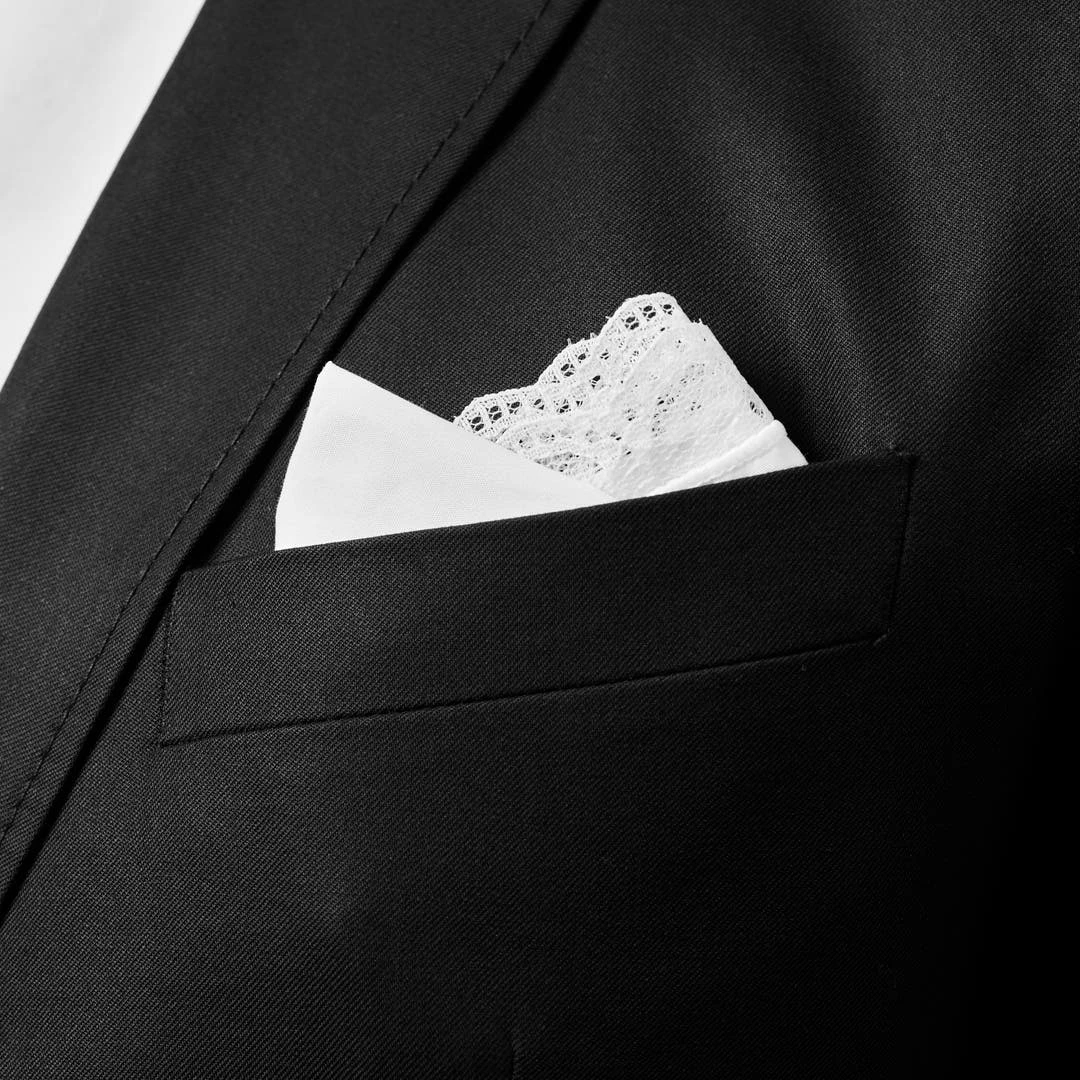 Trendhim Pochette De Costume En Coton Blanc Avec Bordure En Dentelle 8 Trendhim Pochette De Costume En Coton Blanc Avec Bordure En Dentelle – Image 6