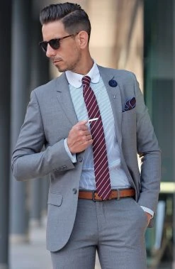 Bohemian Revolt Pochette De Costume Bordeaux à Fins Carreaux -Arkai Atlas Shop billed 1 241