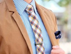 Warren Asher Pince à Cravate Courte Carré Kaki -Arkai Atlas Shop billed 2 11