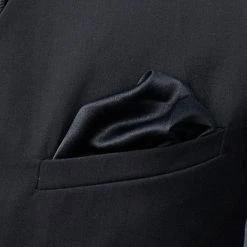 Trendhim Pochette De Costume Unie Noire -Arkai Atlas Shop black simple pocket square 1