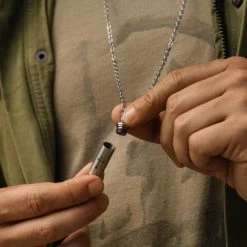 Fort Tempus Collier à Pendentif Cartouche Secrète 8 Fort Tempus Collier à Pendentif Cartouche Secrète -Arkai Atlas Shop dsc6103 h