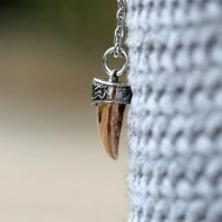 Fort Tempus Collier Avec Griffe Dorée 11 Fort Tempus Collier Avec Griffe Dorée -Arkai Atlas Shop img 0497