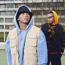 Otsu Egan | Collier La Rose En Métal Doré -Arkai Atlas Shop jwm otes drop 25140 michael doroc nathan grant 1x1 2 25140