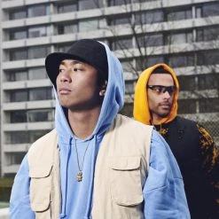 Otsu Egan | Collier à Maille Vénitienne Avec Pendentif Ours En Peluche En Métal Doré -Arkai Atlas Shop jwm otes drop 25146 michael doroc nathan grant 1x1 1 25146