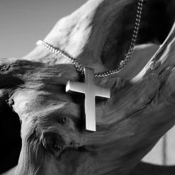 Lucleon Collier à Croix Argentée Le Fils -Arkai Atlas Shop jwm sprind2021 ig necklace 10003 1 copy