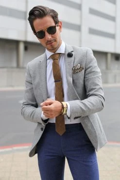 Warren Asher Petite Pince à Cravate Bleu Foncé Mat -Arkai Atlas Shop medium shot sm 2 9