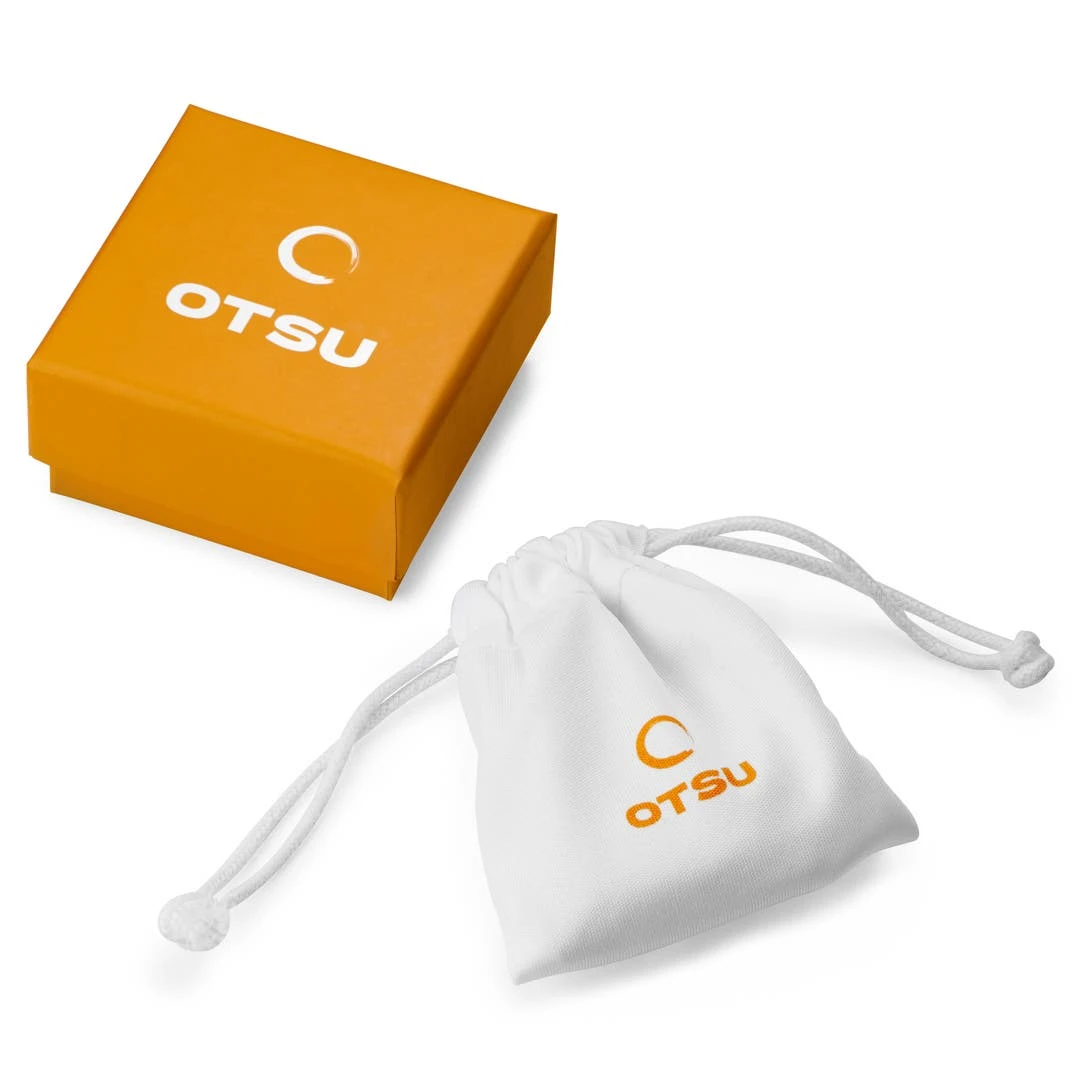 Otsu Egan | Collier à Maille Vénitienne Avec Pendentif En Forme D'aile En Acier Inoxydable Arc-en-ciel 7 Otsu Egan | Collier à Maille Vénitienne Avec Pendentif En Forme D'aile En Acier Inoxydable Arc-en-ciel – Image 5