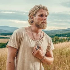 Arkai Atlas | Collier En Acier Inoxydable Argenté à Pendentif étoile Polaire 10 Arkai Atlas | Collier En Acier Inoxydable Argenté à Pendentif étoile Polaire -Arkai Atlas Shop rel atlas drop35 necklace4 tobias stelzner 1x1 4 25808 25841