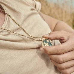 Arkai Atlas Shop -Arkai Atlas Shop rel atlas drop35 necklace5 tobias stelzner 1x1 3 25803