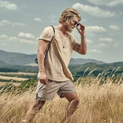 Arkai Atlas | Collier En Acier Doré à Pendentif étoile Polaire 10 Arkai Atlas | Collier En Acier Doré à Pendentif étoile Polaire -Arkai Atlas Shop rel atlas drop35 star2 tobias stelzner 1x1 4 25868 25807