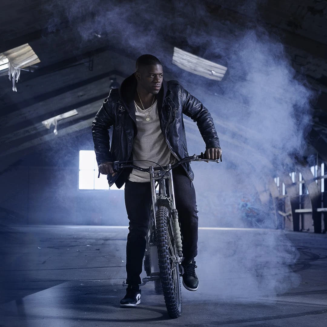 Lucleon Sanctus | Collier Doré Avec Médaille De Saint-Benoît 5 Lucleon Sanctus | Collier Doré Avec Médaille De Saint-Benoît – Image 3