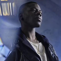 Lucleon Sanctus | Collier En Acier Doré à L'effigie D'Elizabeth II -Arkai Atlas Shop rel coin 1x1 25157 3