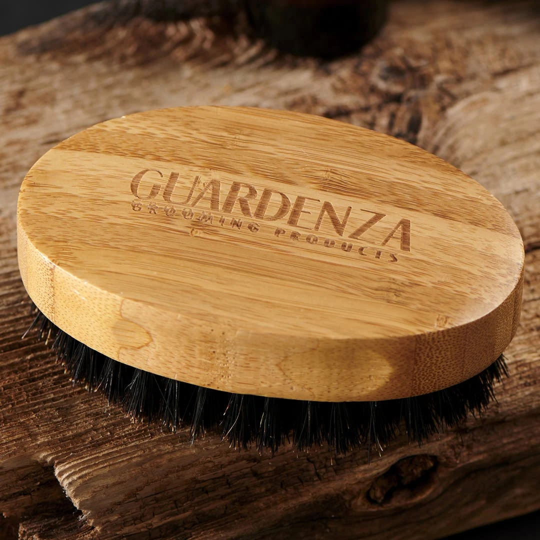 Guardenza Brosse à Barbe En Bambou Et Poils De Sanglier 8 Guardenza Brosse à Barbe En Bambou Et Poils De Sanglier – Image 6
