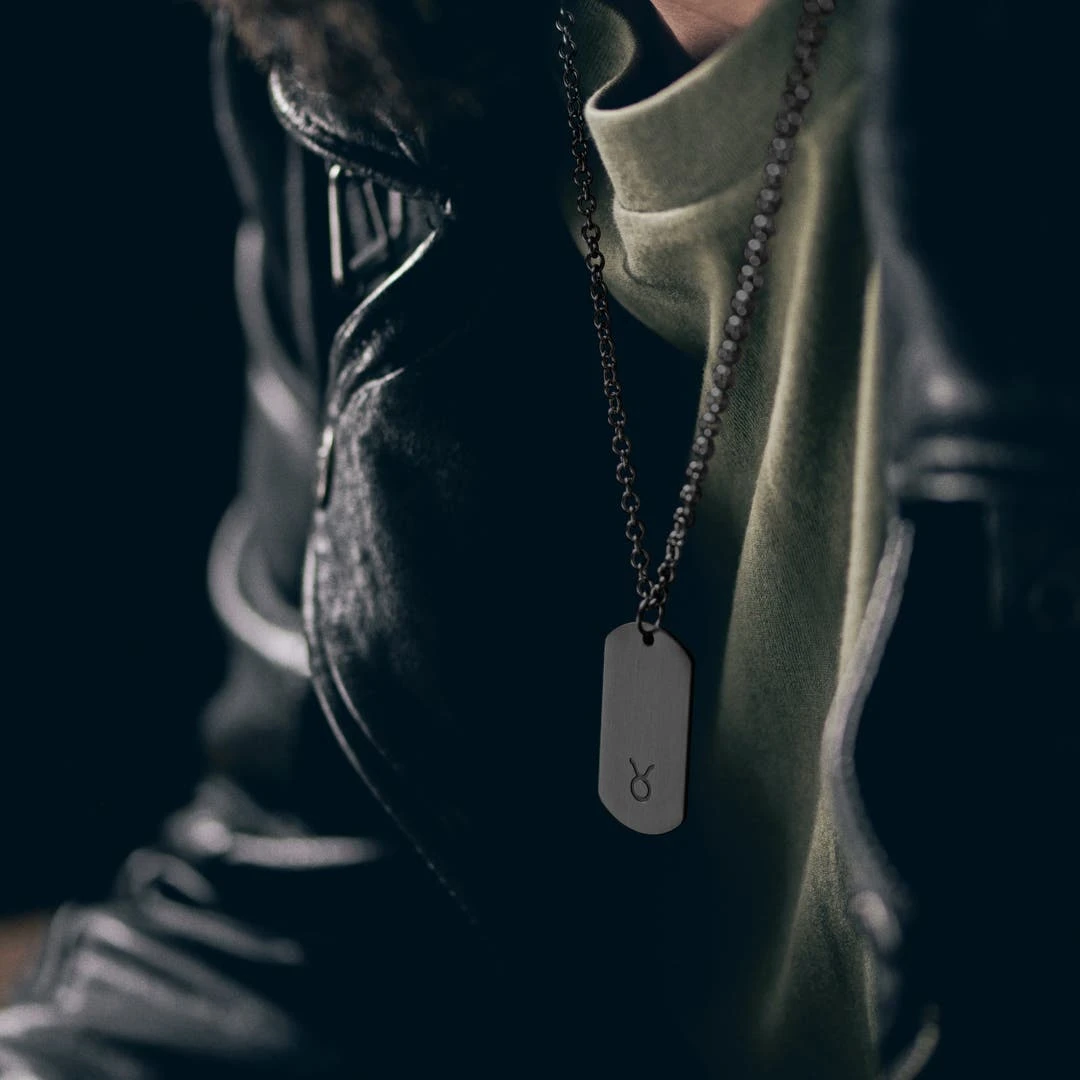 Lucleon Collier Zodiaque En Acier Gunmetal - Le Taureau 4 Lucleon Collier Zodiaque En Acier Gunmetal - Le Taureau – Image 2