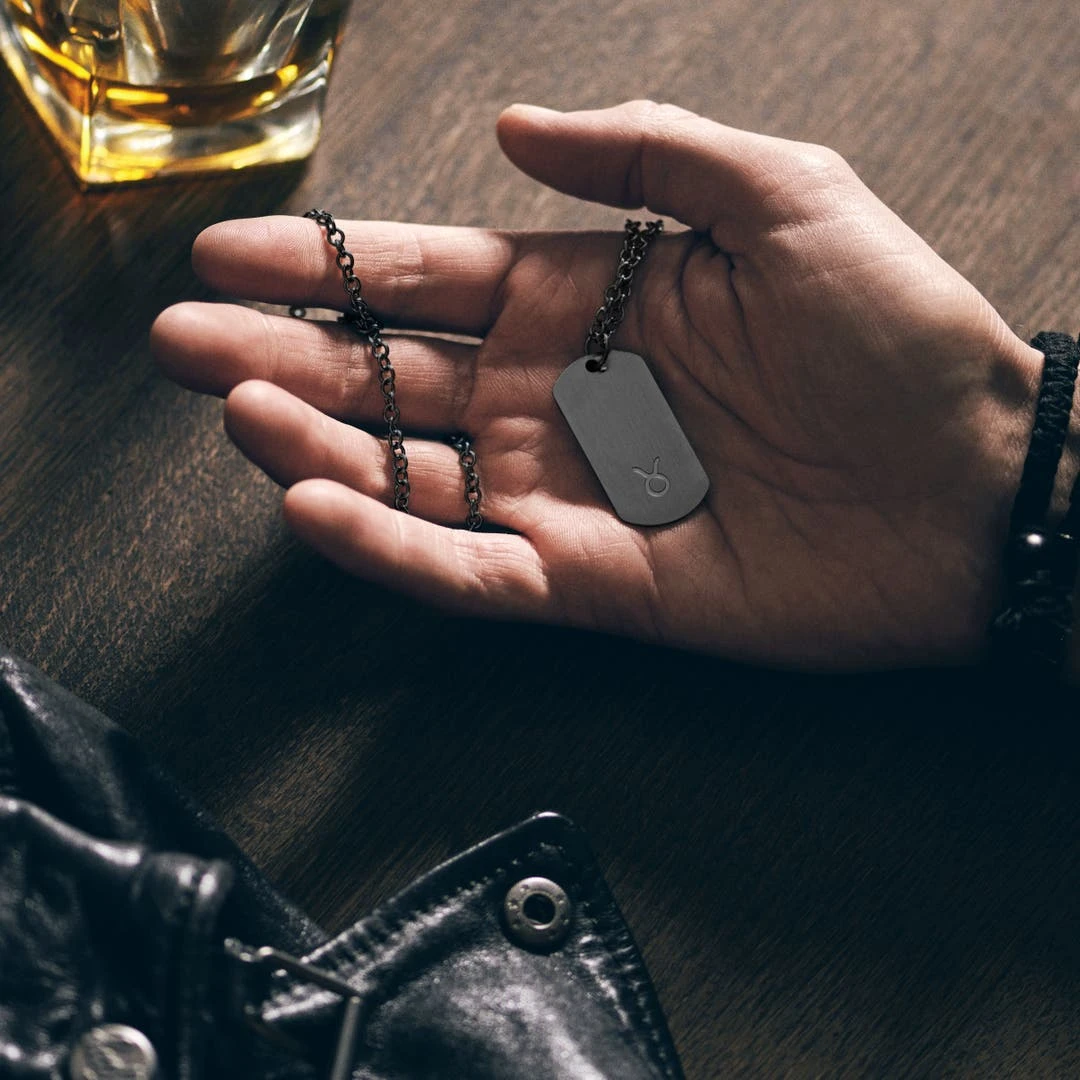 Lucleon Collier Zodiaque En Acier Gunmetal - Le Taureau 5 Lucleon Collier Zodiaque En Acier Gunmetal - Le Taureau – Image 3