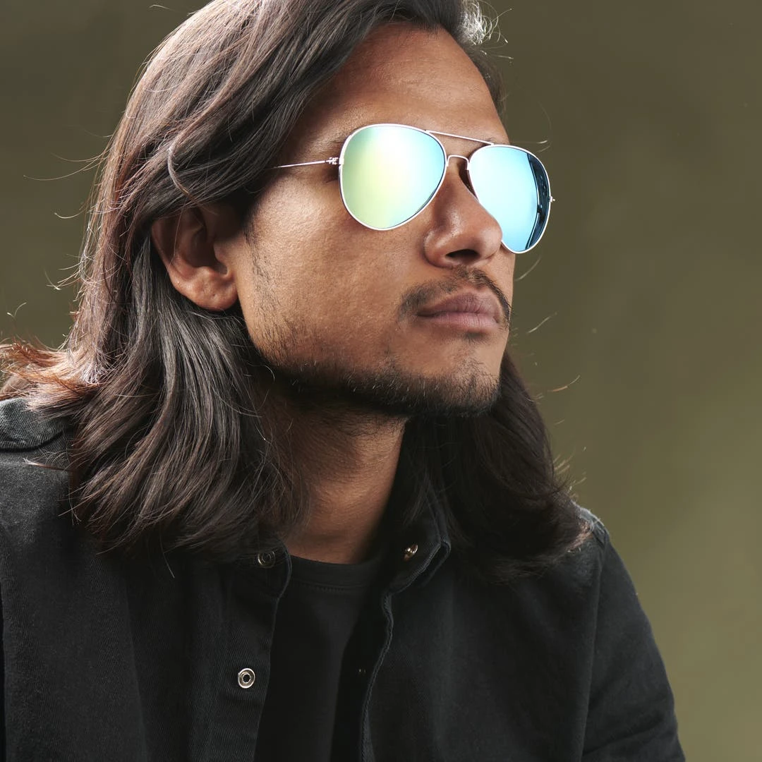 Paul Riley Lunettes Aviator Argentées Et Bleues Polarisées 6 Paul Riley Lunettes Aviator Argentées Et Bleues Polarisées – Image 4
