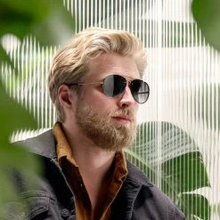 Lucleon Occasus | Lunettes De Soleil Aviator Dorées à Verres Verts Dégradés -Arkai Atlas Shop rst spring 23 ll sunglasses goldlbrown and goldblack 1a 3